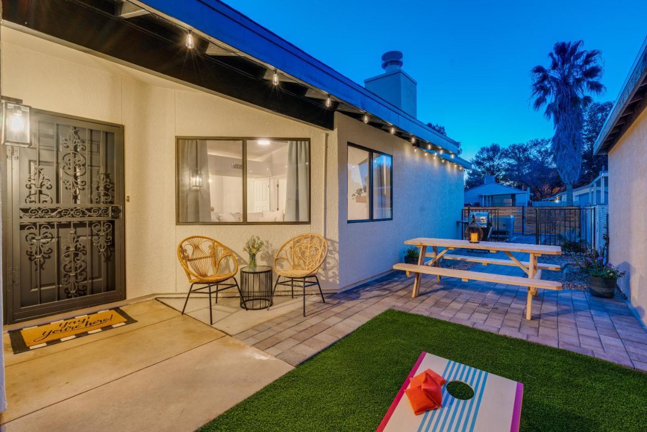 New! Modern • Family Friendly • The Desert Nest Sierra Vista Luaran gambar